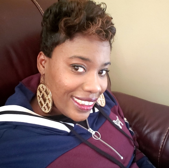 Meet your Posher, Jasmine - Picture 8 of 9